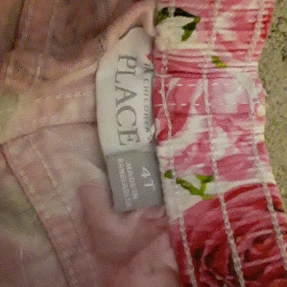 Children's place shorts sz 4t - Picture 3 of 3